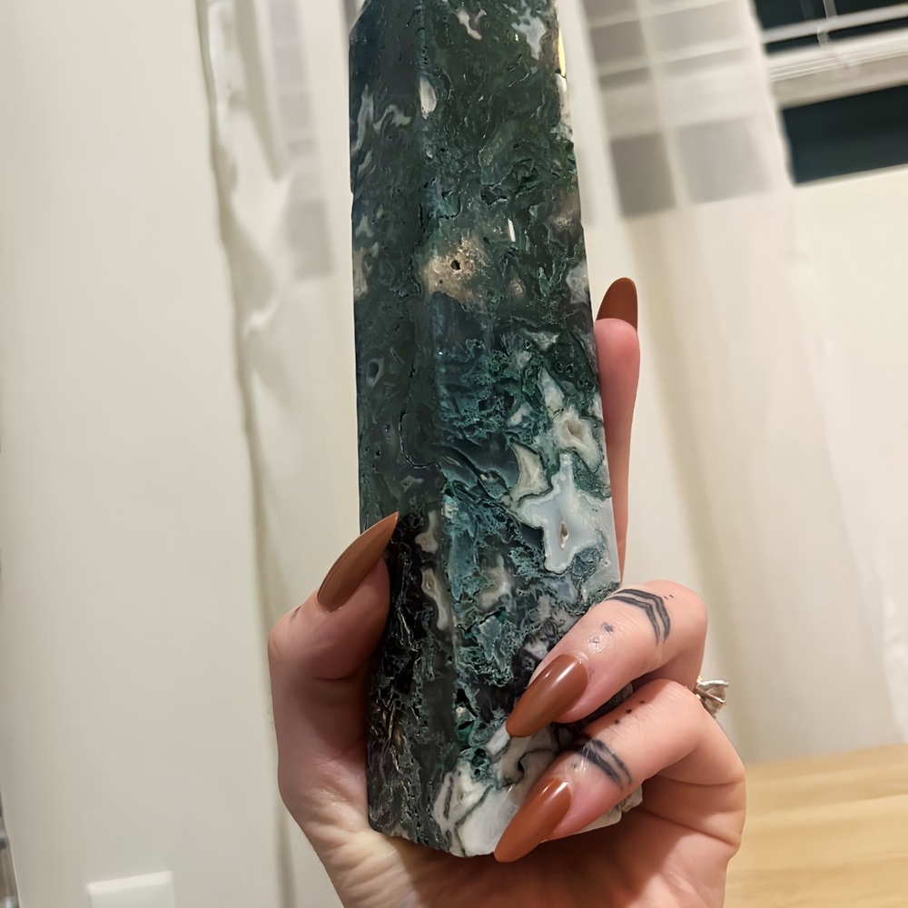 Stunning 8inch Moss Agate Tower